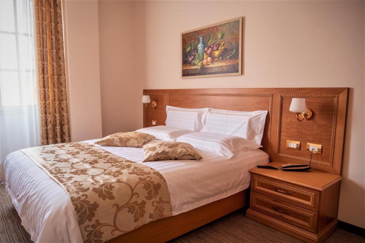 Hotel Boka Tirana Extérieur photo