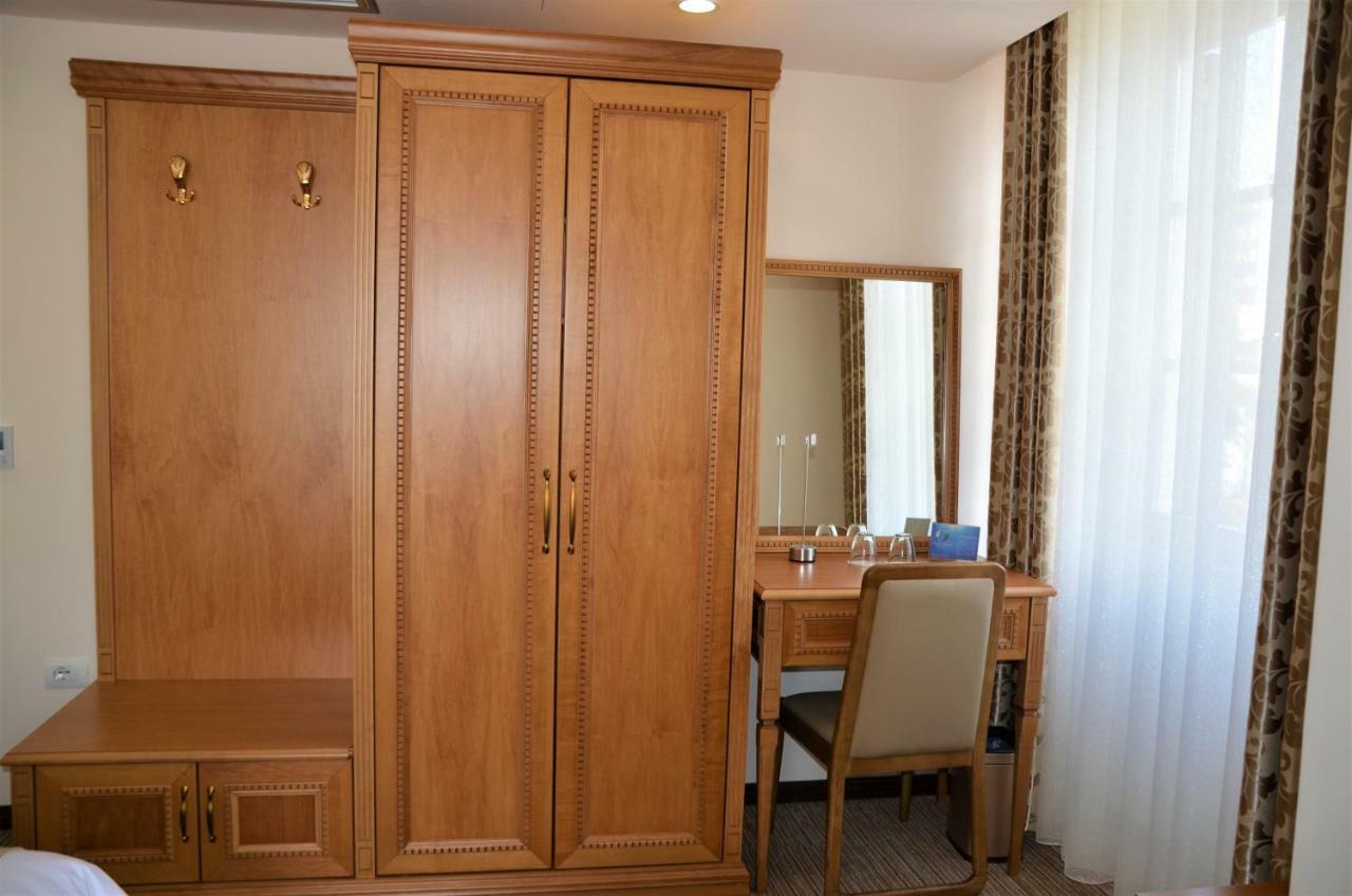 Hotel Boka Tirana Extérieur photo